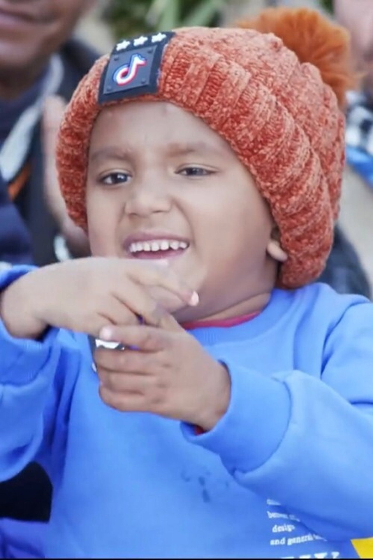 ओठ खोलेर filmaffisch