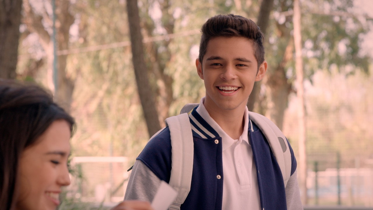 Kally's Mashup, la voix de la pop backdrop