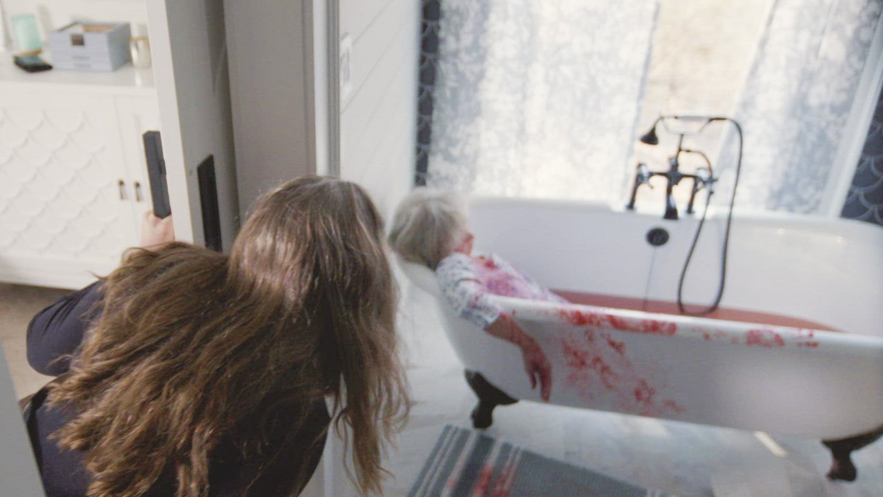 Homicide Hunter: American Detective - Season 3 Episode 5 : Blood Bath