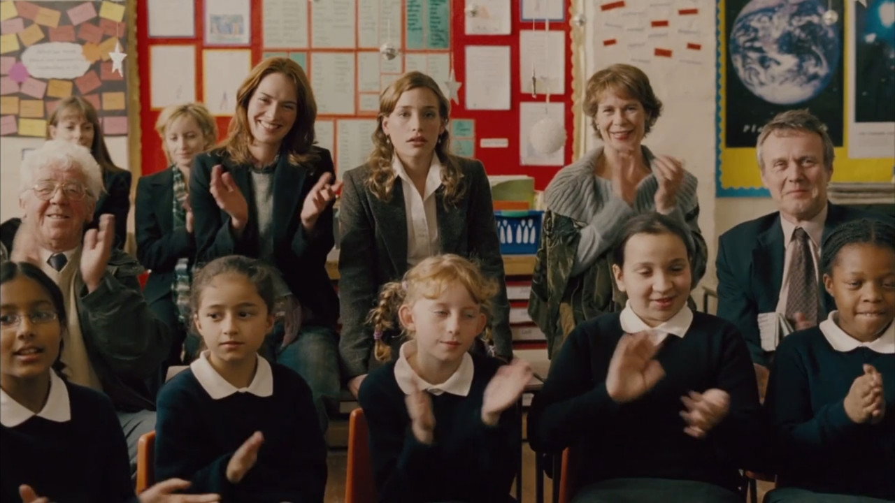 Imagine Me & You background 79