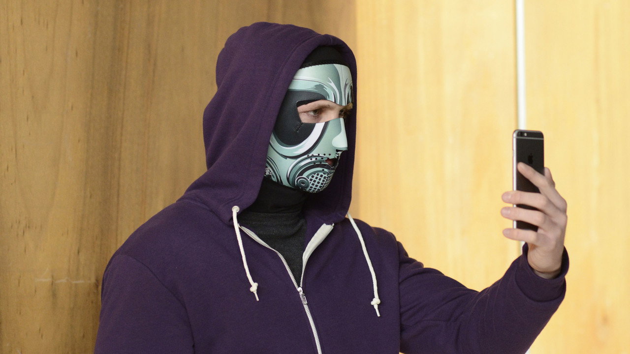 Intimidation Game still 2