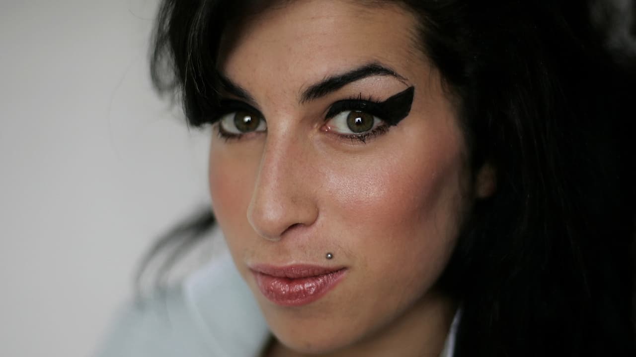 The Last 24 Hours: Amy Winehouse background