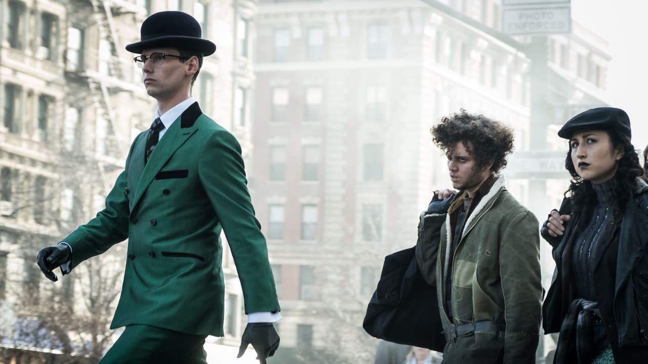 Gotham - Season 4 Episode 20 : A Dark Knight: That Old Corpse