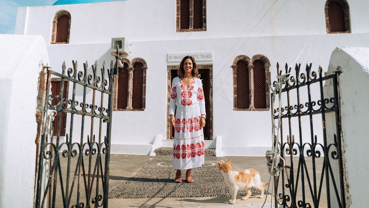 The Greek Islands with Julia Bradbury background