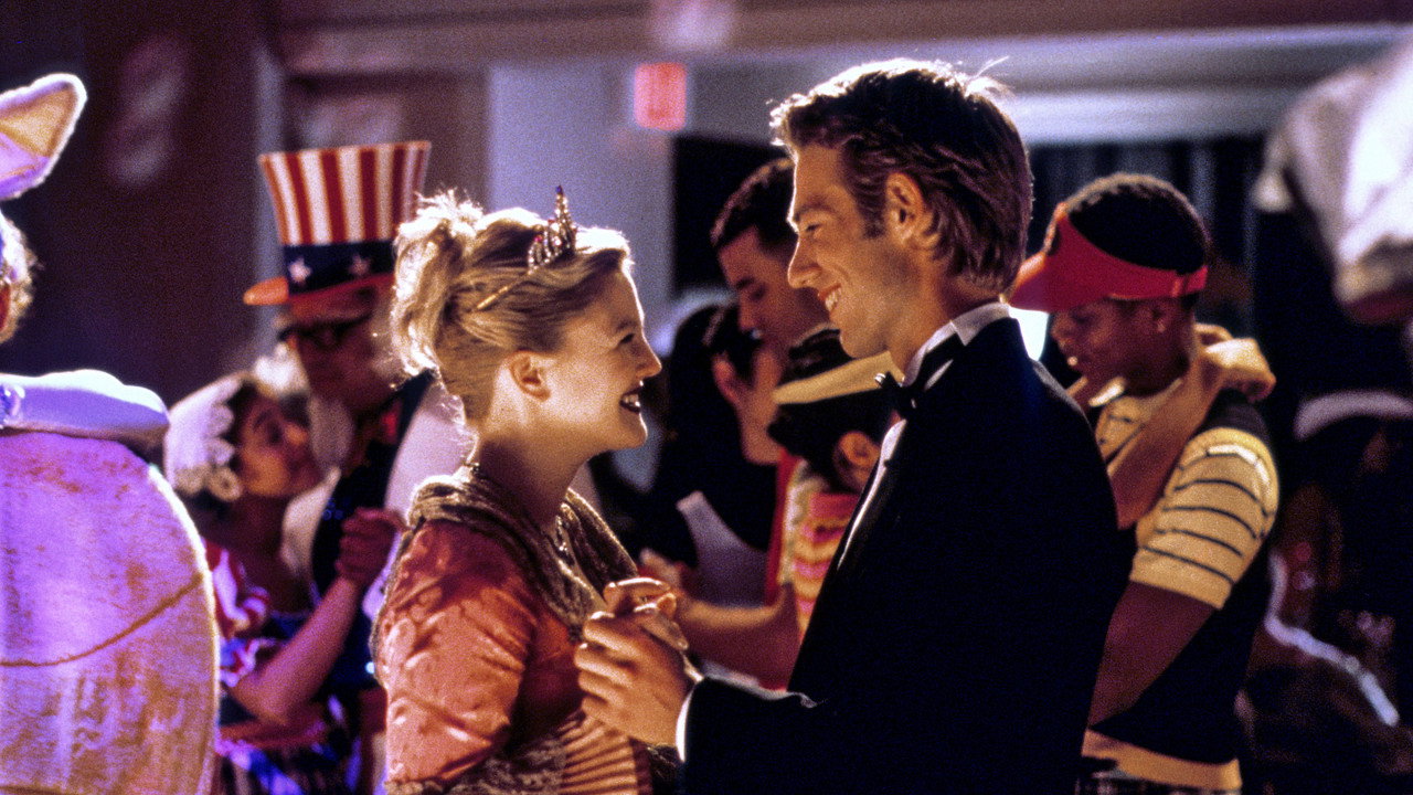Never Been Kissed background 19