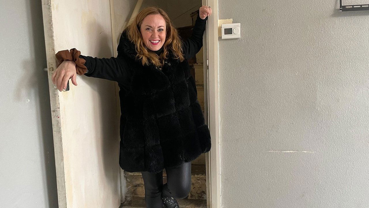 Homes Under the Hammer - Season 27 Episode 19 : Family and Friends