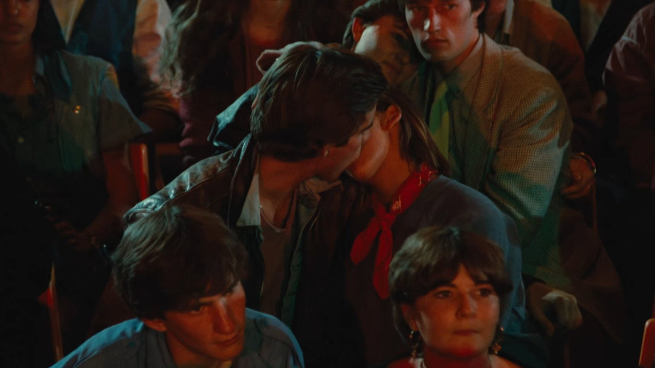 The Party 2 still 8