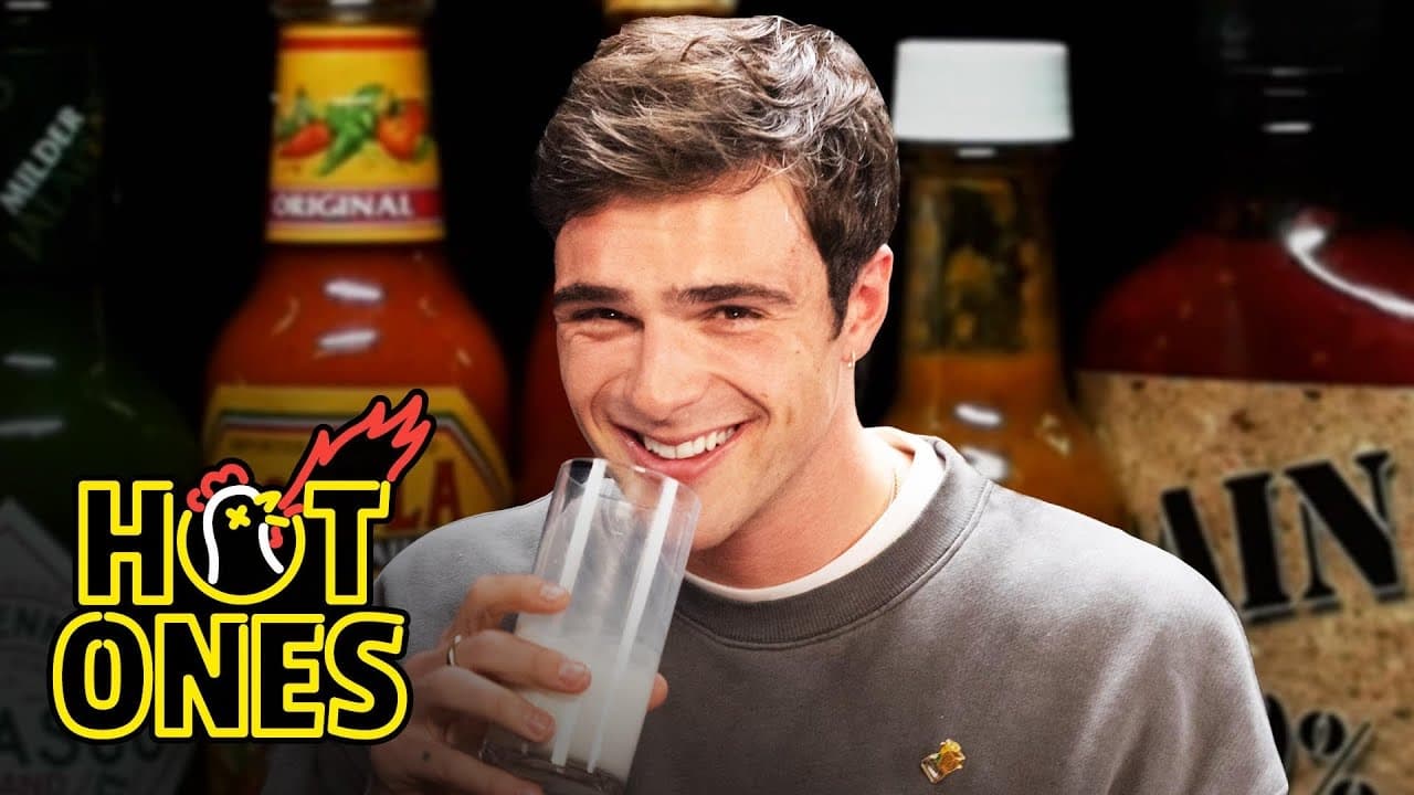 Hot Ones - Season 17 Episode 9 : Jacob Elordi Feels Euphoric While Eating Spicy Wings