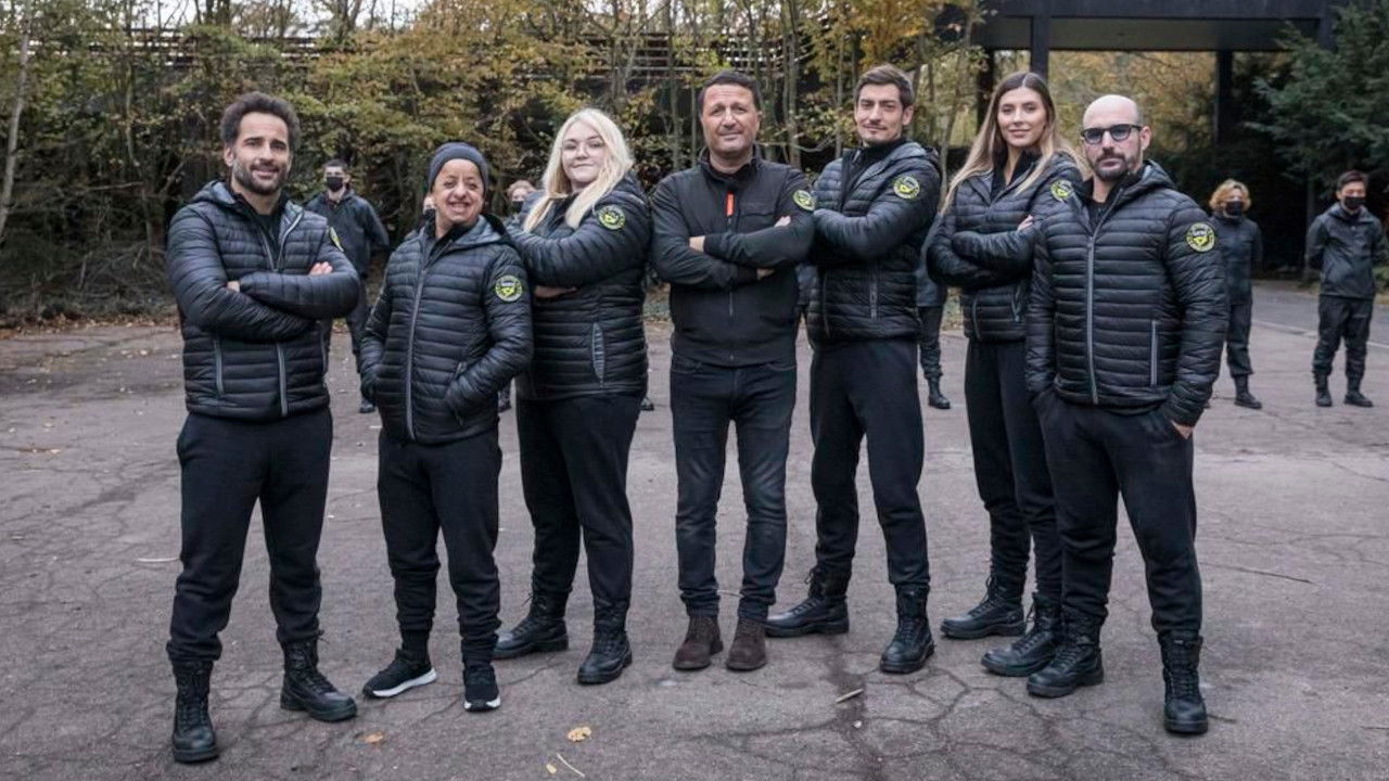 Les Touristes — Mission cascadeurs (1)