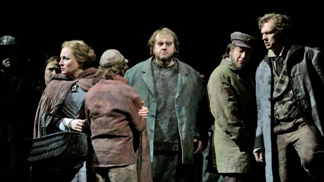 Scen från Britten Peter Grimes