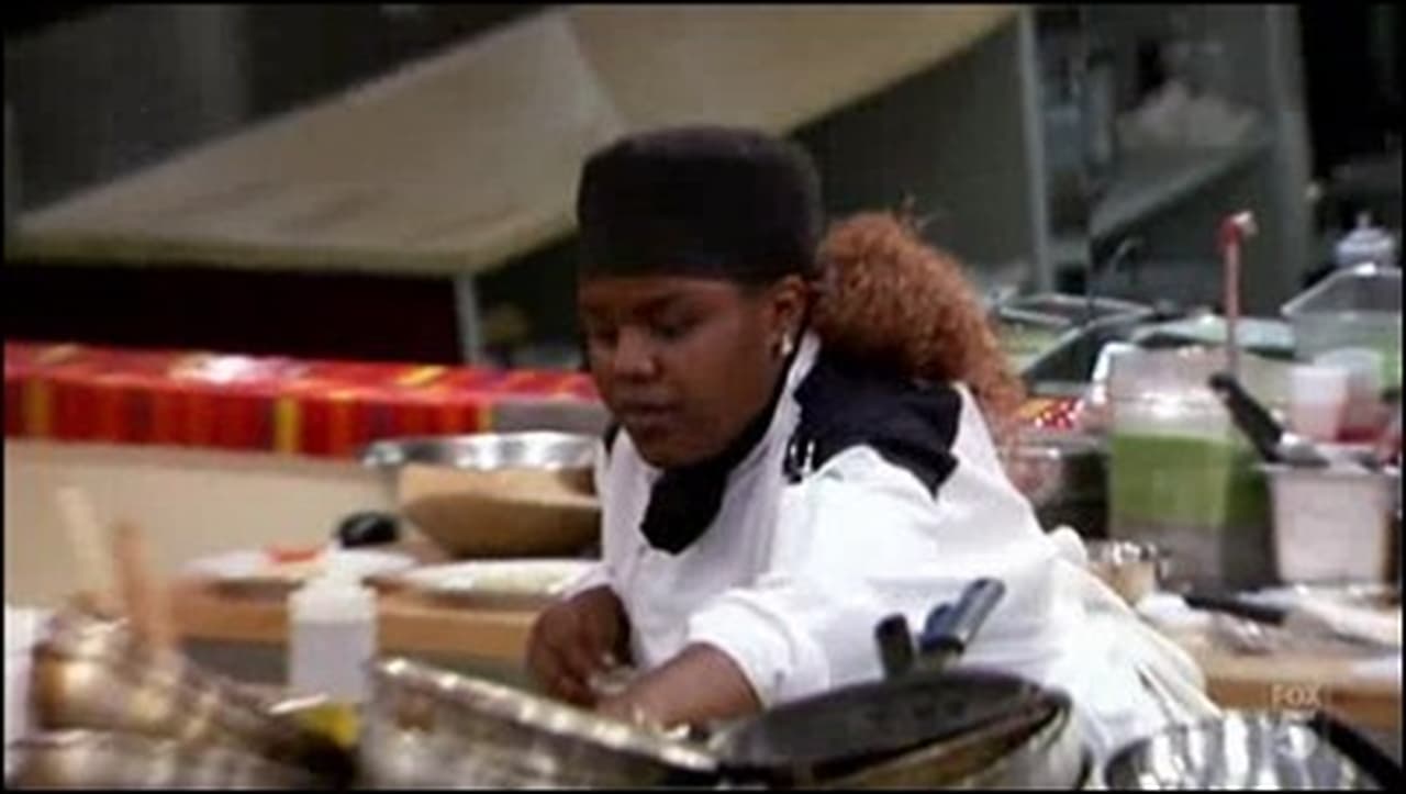 Hell's Kitchen - Season 4 Episode 12 : 4 Chefs Compete