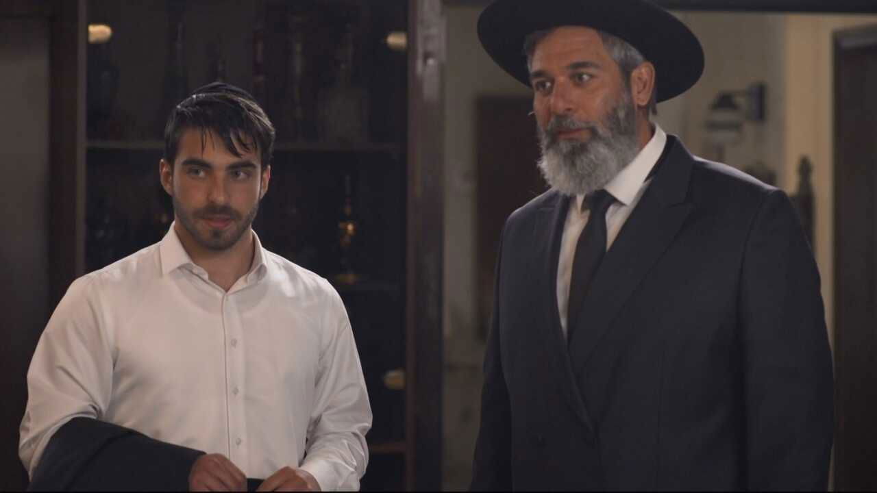 בת השוטר — Épisode 15