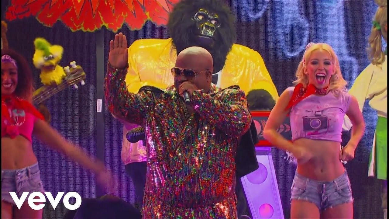 CeeLo Green is Loberace - LIve in Las Vegas background