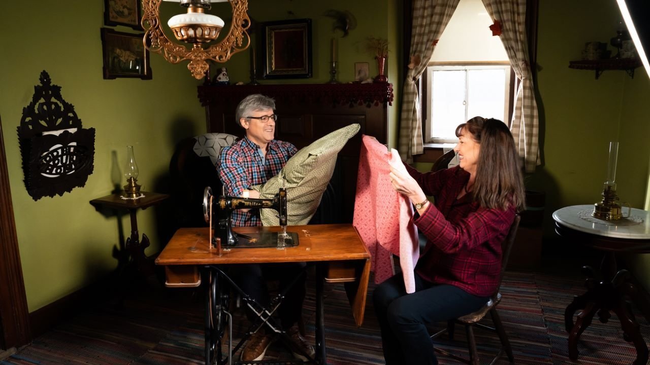 The Henry Ford's Innovation Nation - Season 6 Episode 1 : Sewing Machines