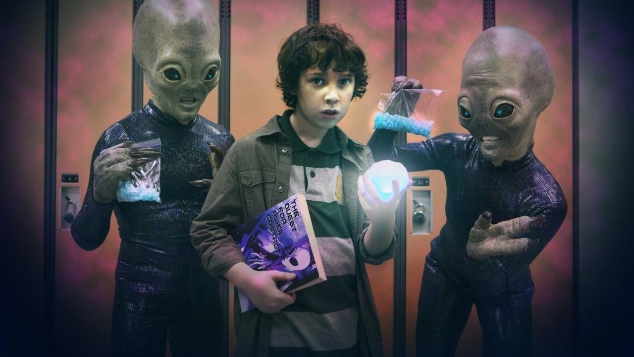 R. L. Stine's The Haunting Hour - Season 1 Episode 10 : Alien Candy