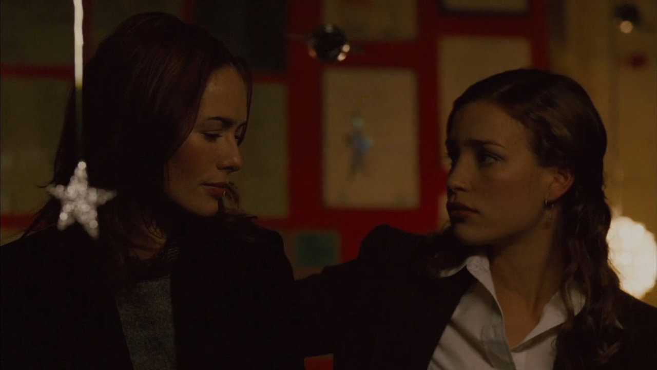 Imagine Me & You background 81