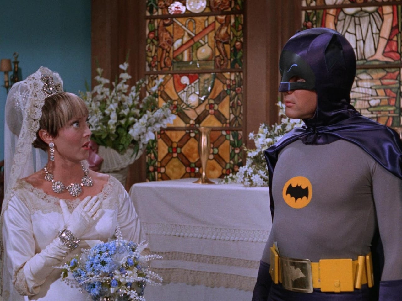 Batman - Season 2 Episode 24 : Marsha's Scheme of Diamonds