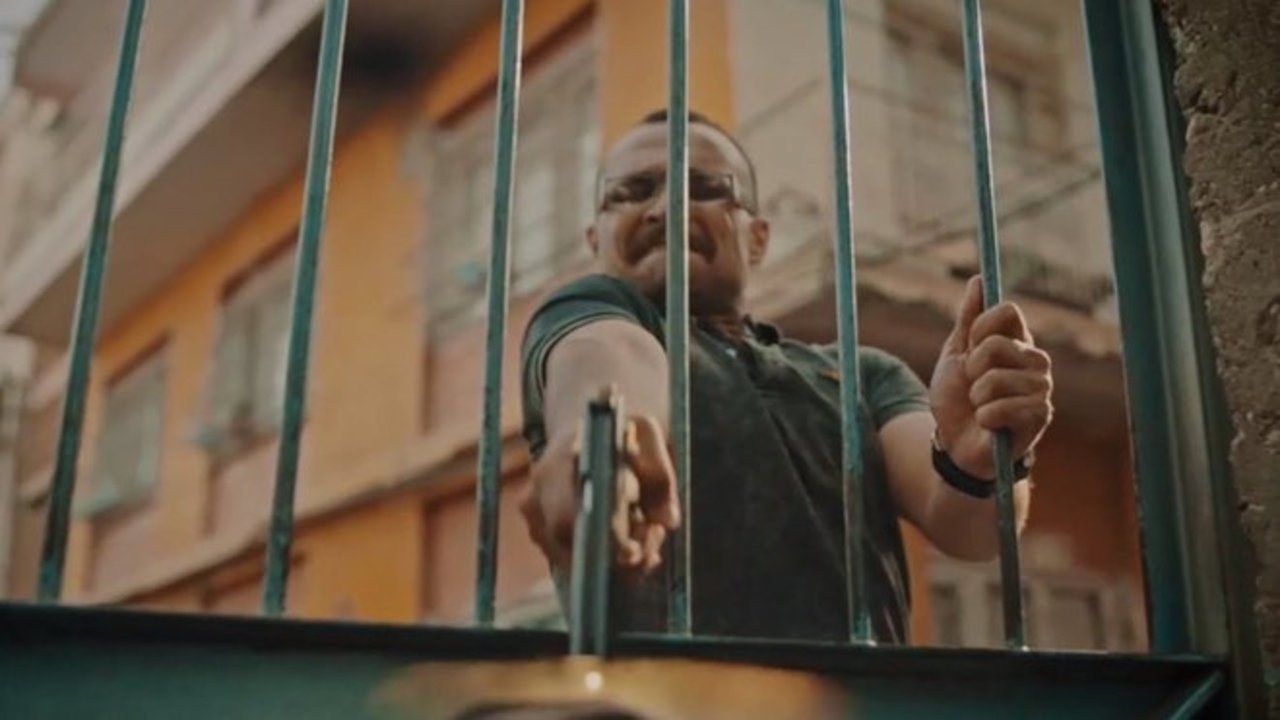 Sıfır Bir backdrop