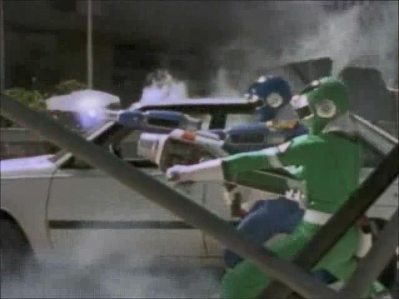 Power Rangers - Season 5 Episode 15 : Cars Attacks