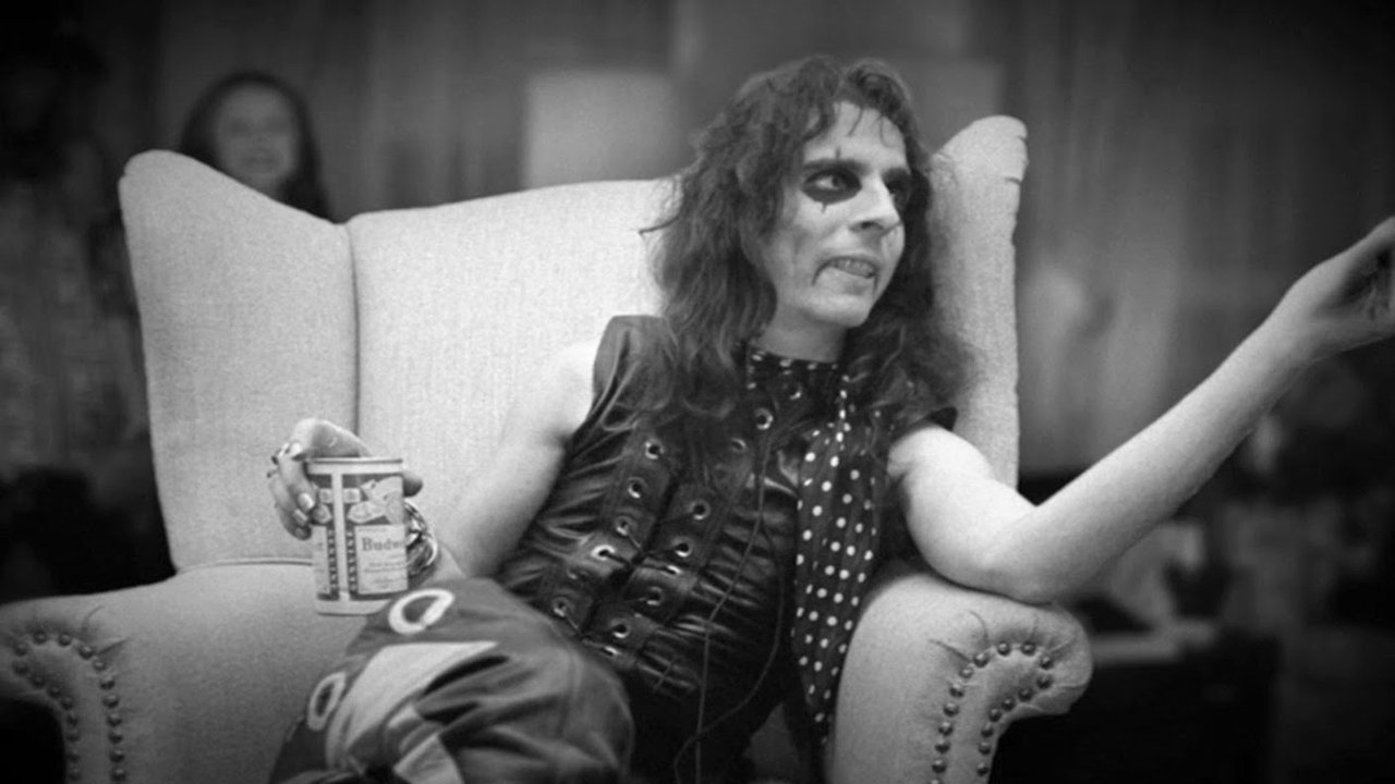 Scen från Alice Cooper: The Strange Case of Alice Cooper