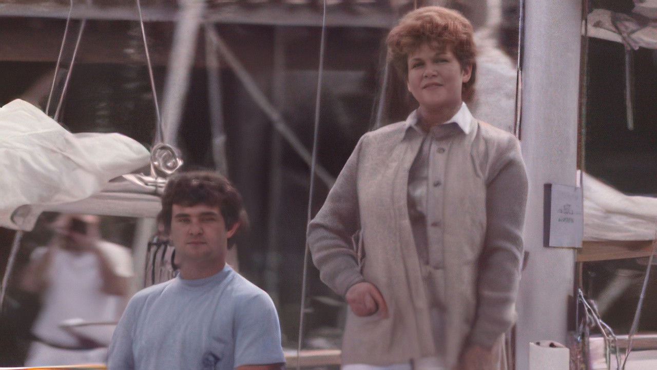 Les Cinq Dernières Minutes — Rouge marine