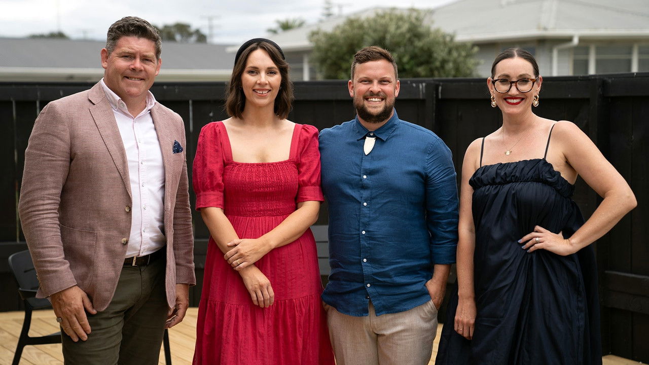 Love It or List It NZ backdrop