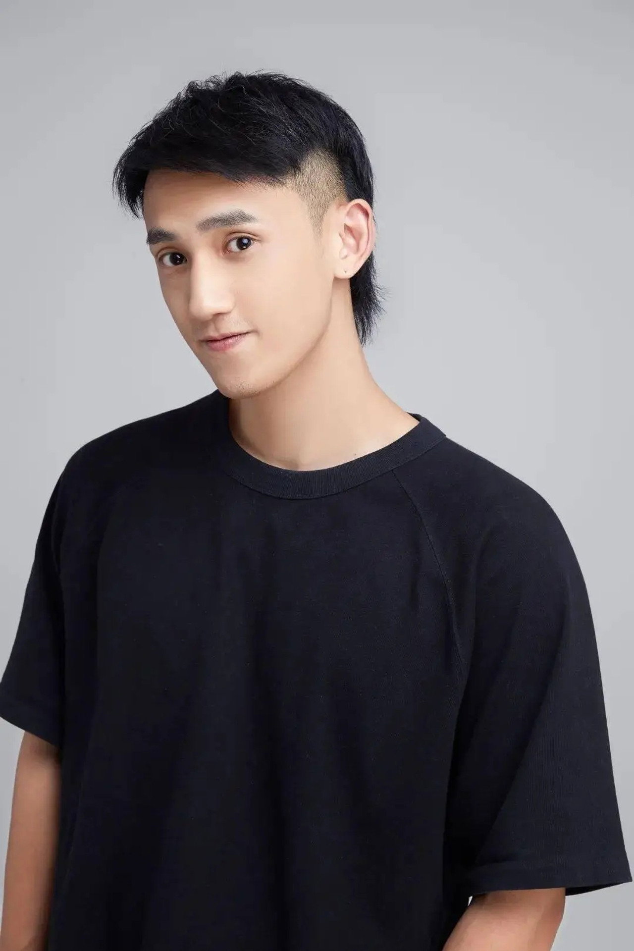 张骏