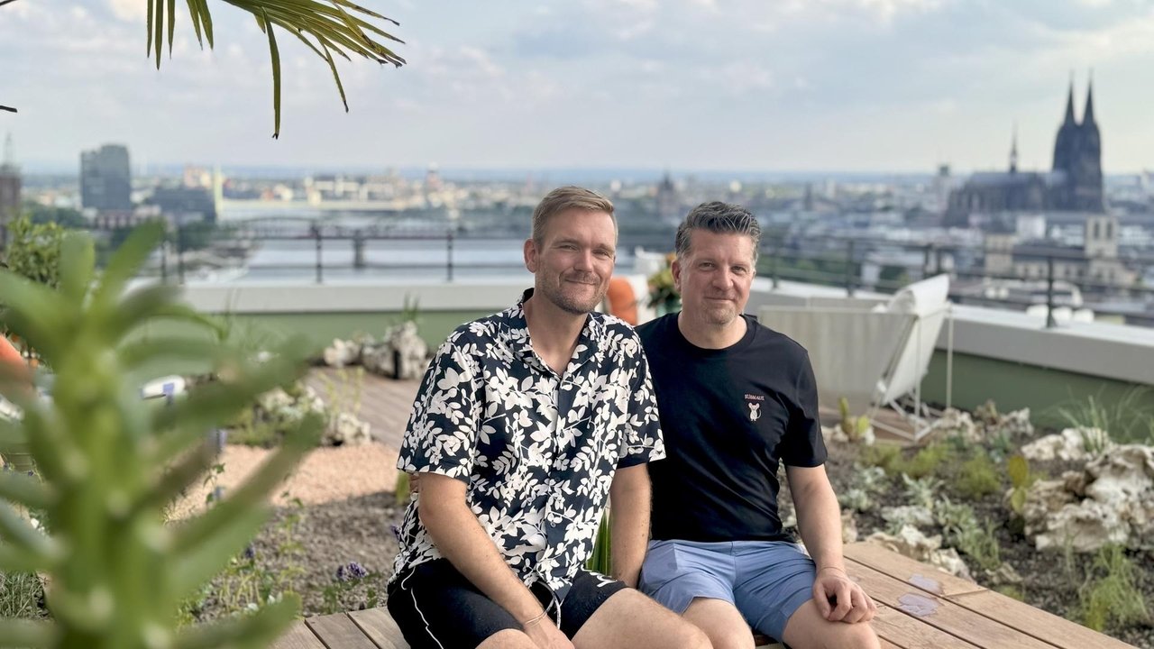 Duel of landscape gardener - Season 9 Episode 17 : A new roof garden for Jan and Roland (Episode 140)