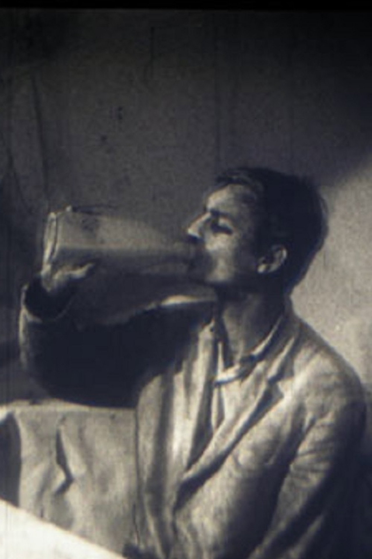 10b/65: Silver – Action Brus Backdrop