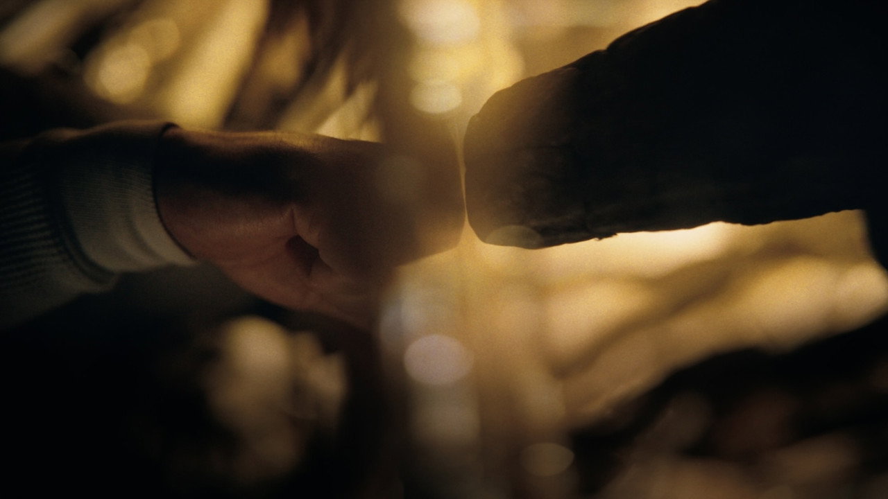 Thoát Khỏi Tận Thế - Backdrop 69