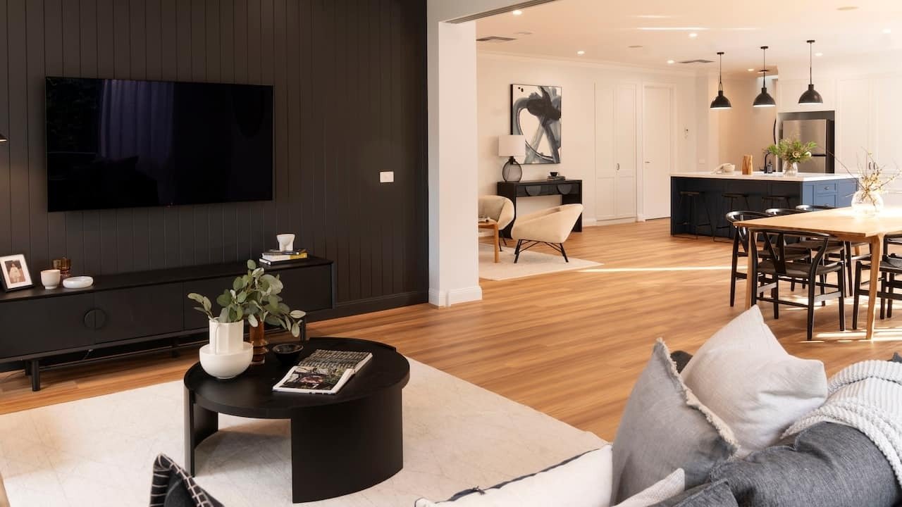 Love It or List It Australia - Season 5 Episode 7 : Waterways VIC