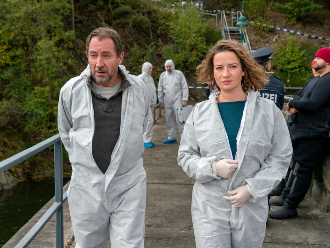 Theresa Wolff - Season 1 Episode 1 : Episode 1