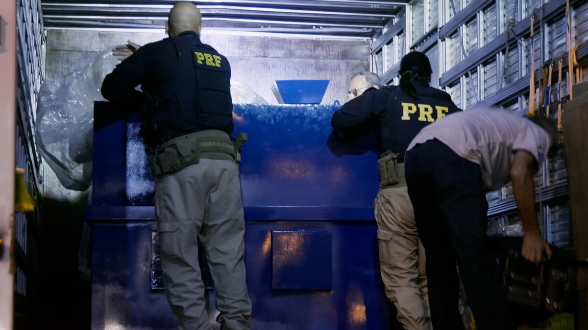 Border Control: Brazil - Season 4 Episode 17 : Episode 17