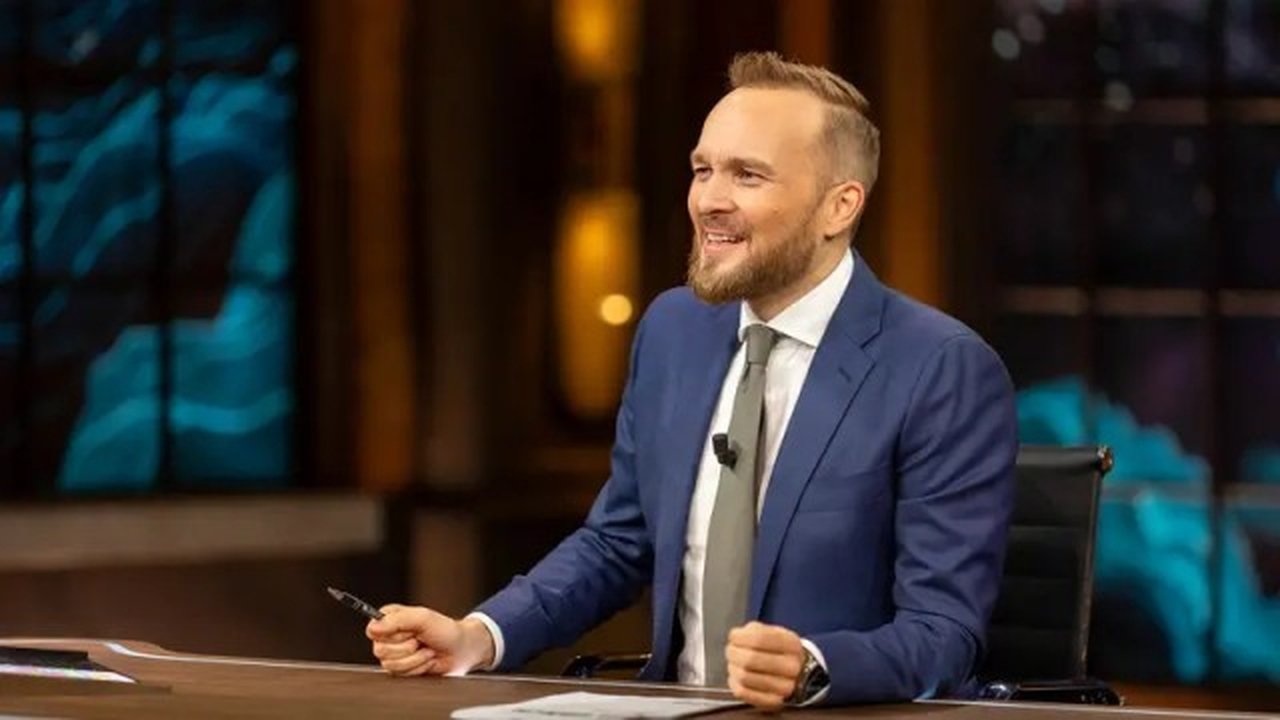 Lubach - Season 2 Episode 26 : Episode 26 - The Troubles Between the Council of State and the BBB