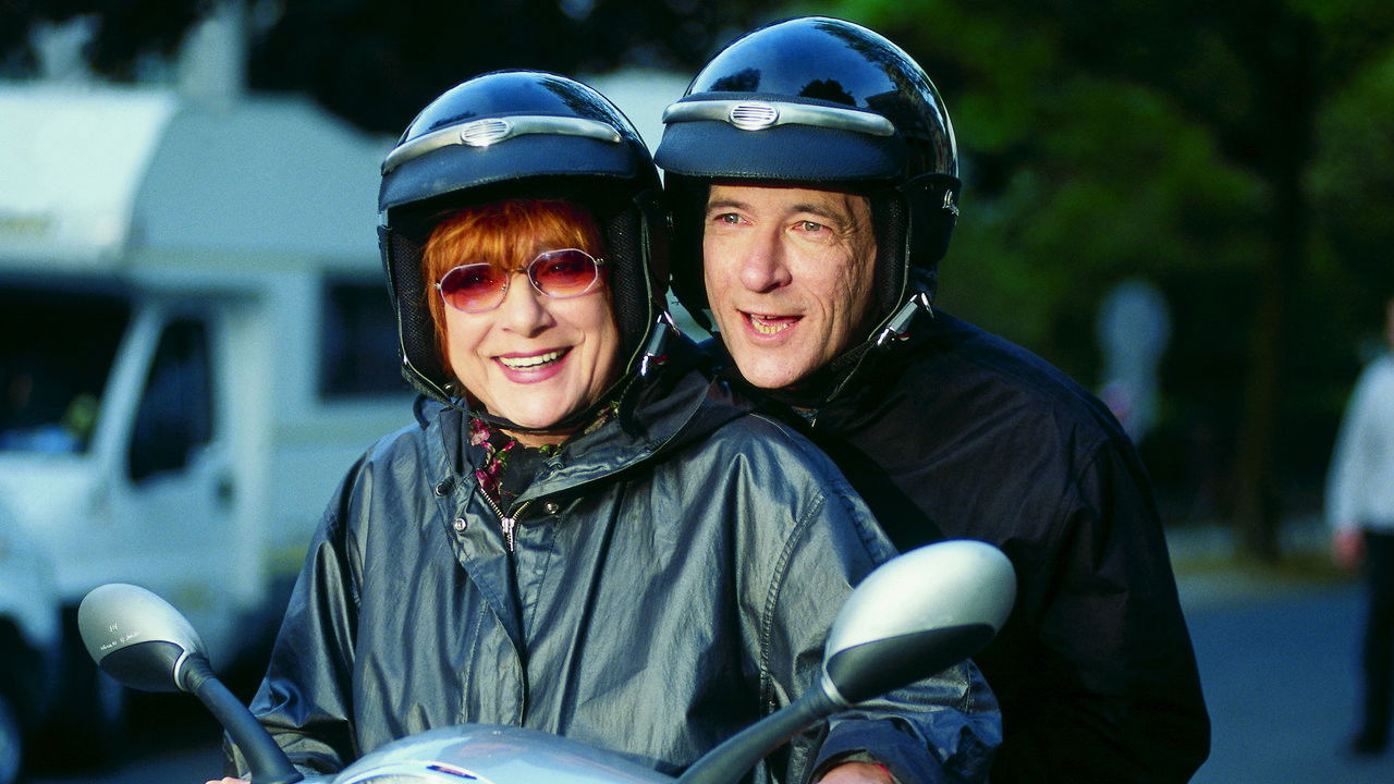 Bella Block backdrop