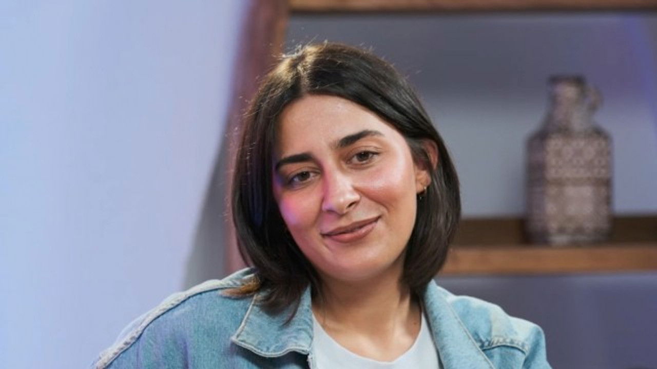 Bir Kitap Oldu — Épisode 2