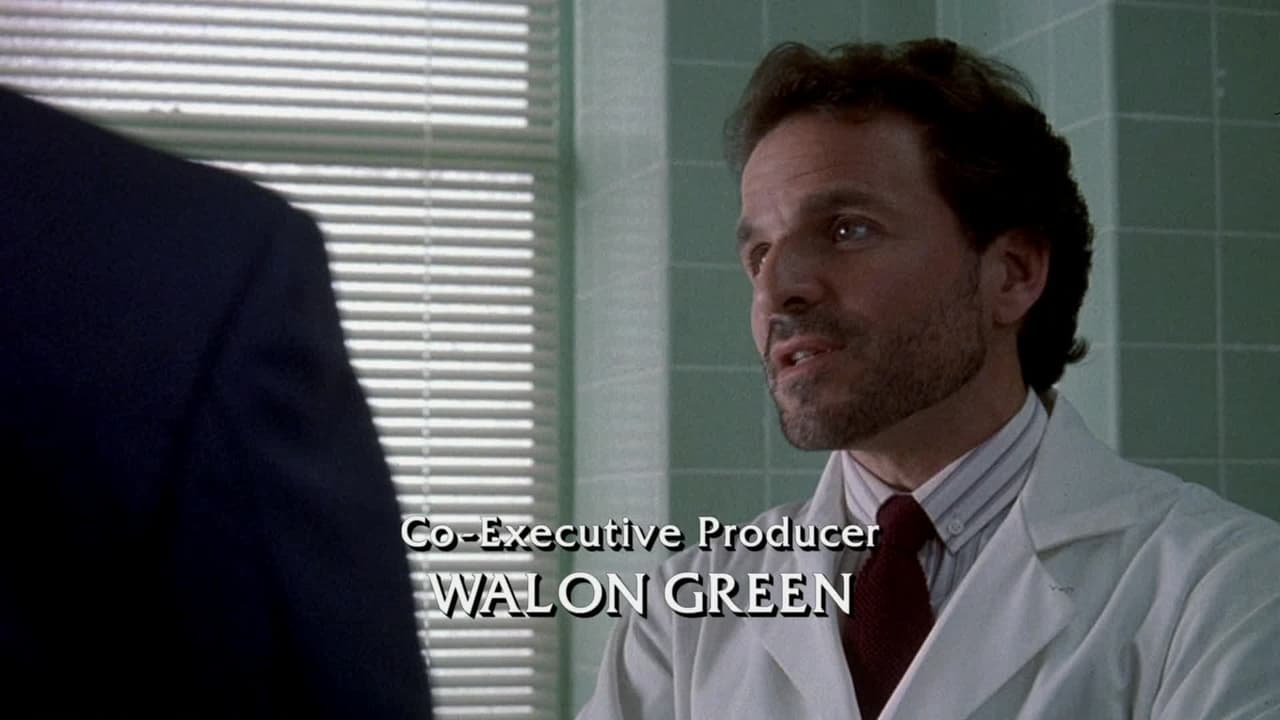 Law & Order - Season 3 Episode 1 : Skin Deep