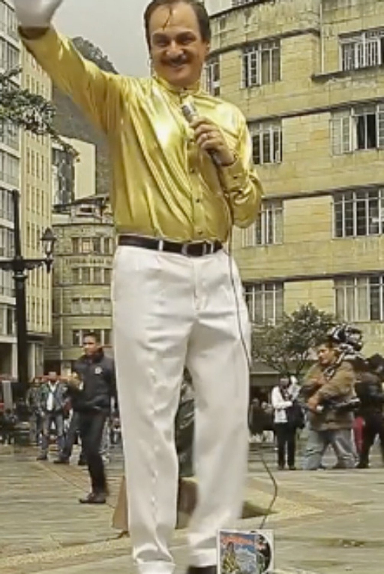 Buitraguito, el Cantante de Ilusiones Backdrop