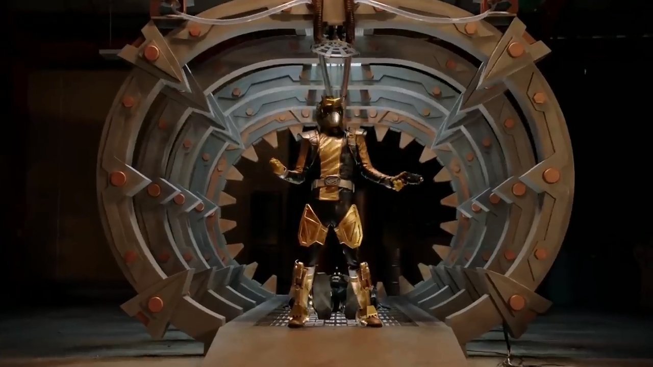 Power Rangers - Season 26 Episode 8 : The Cybergate Opens