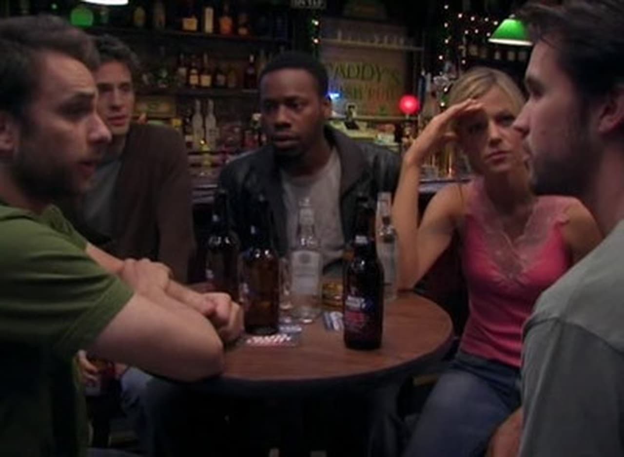 It's Always Sunny in Philadelphia - Season 1 Episode 1 : The Gang Gets Racist