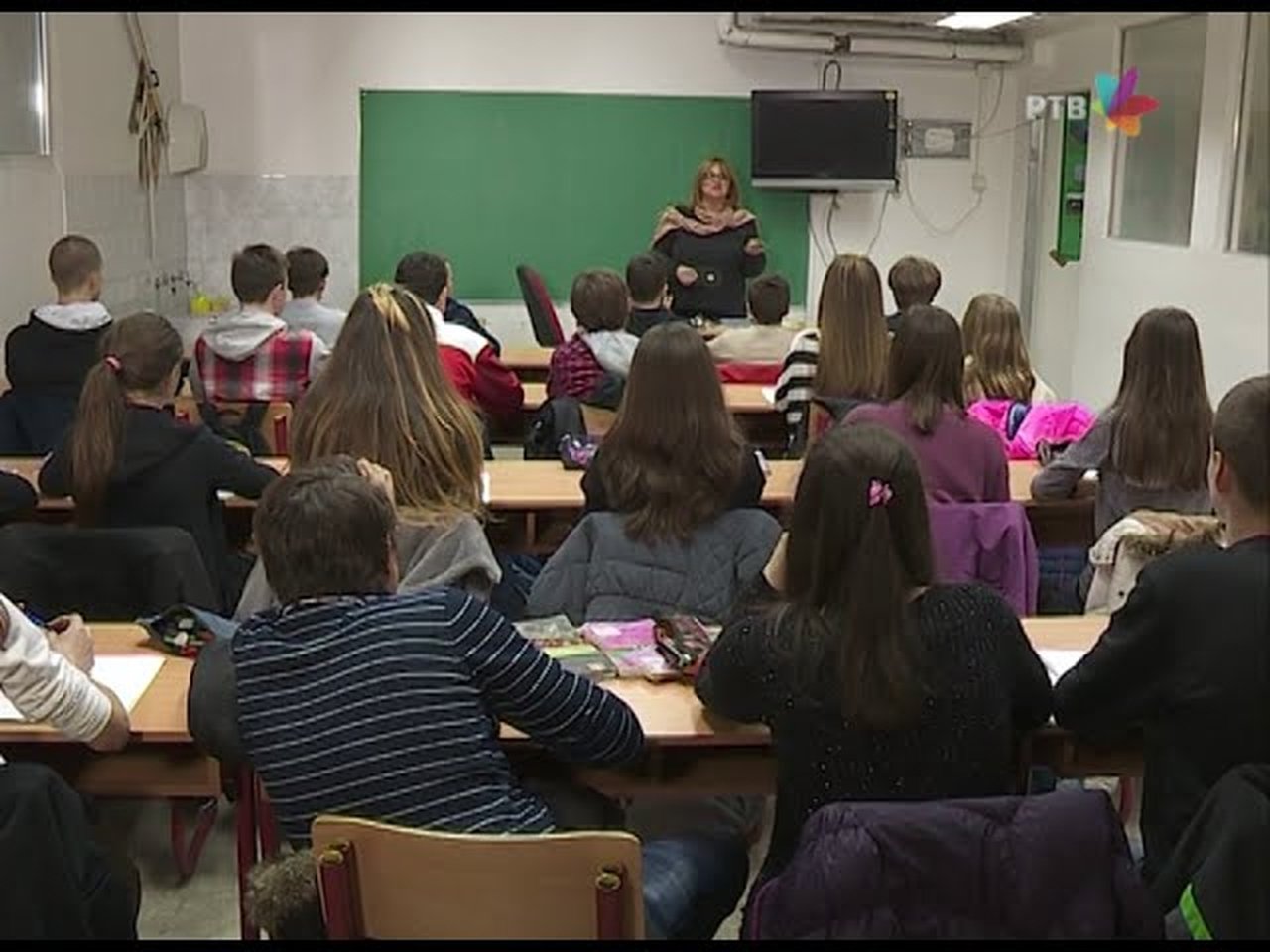 Državni posao - Season 3 Episode 117 : 518 Školska zadaća
