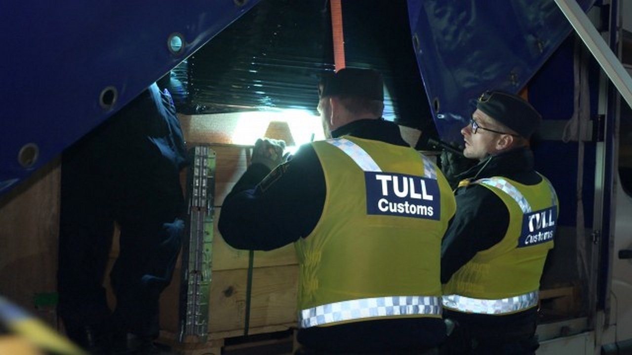 Border Control: Sweden - Season 3 Episode 12 : Weapon Finds and Bomb Raid