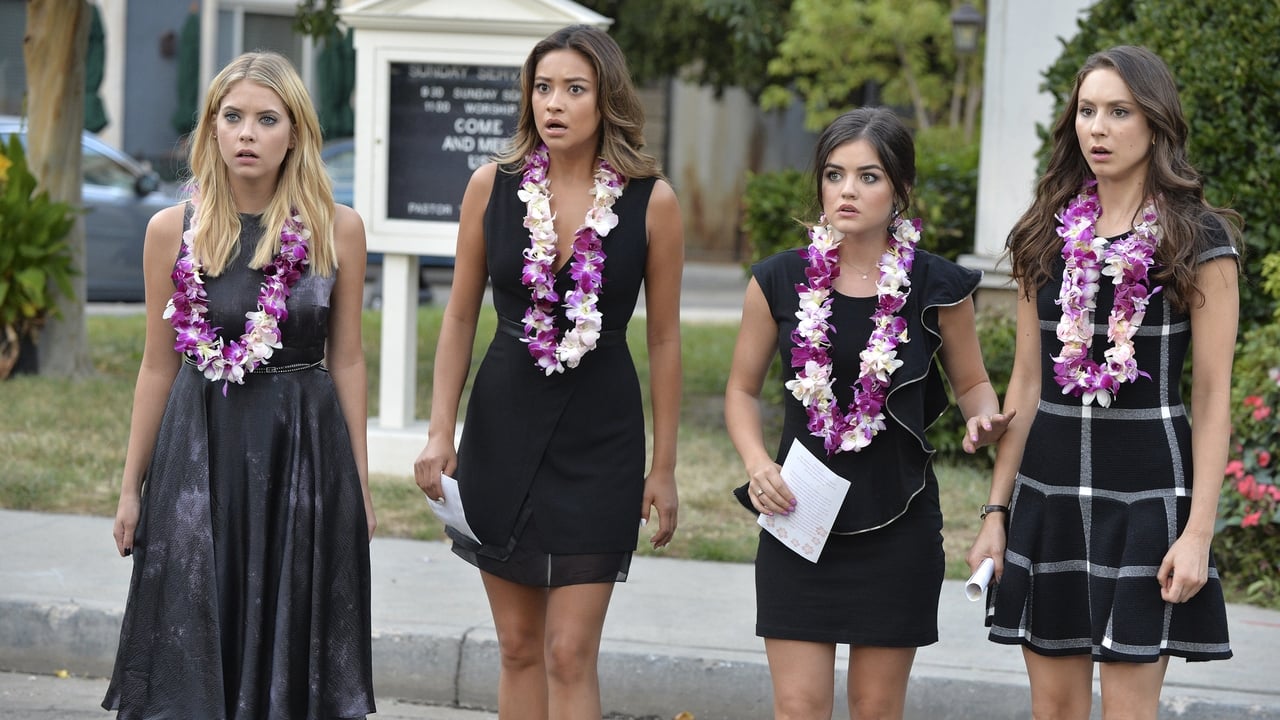 Pretty Little Liars - Season 5 Episode 15 : Through a Glass, Darkly