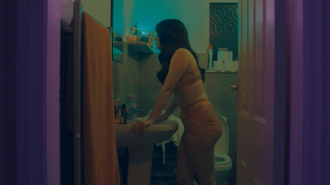 Immagine di copertina del trailer di WHOLE