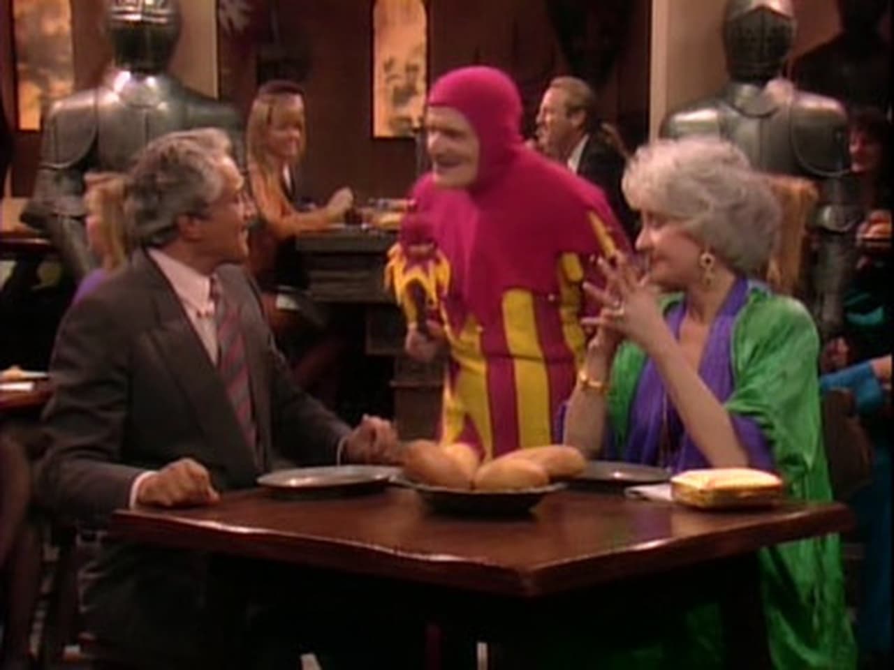 The Golden Girls - Season 6 Episode 22 : What a Difference a Date Makes