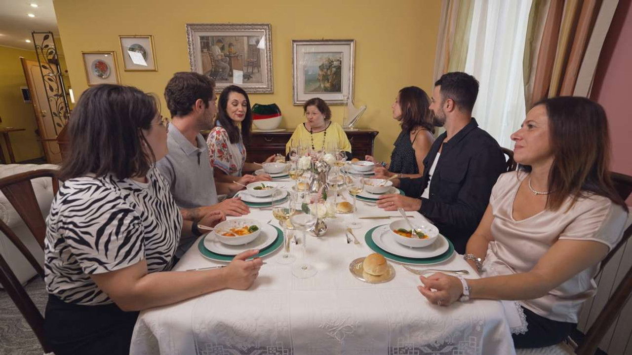 Cortesie per gli ospiti — Épisode 18