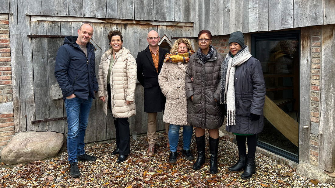 Bed & Breakfast - Season 18 Episode 7 : Episode 7