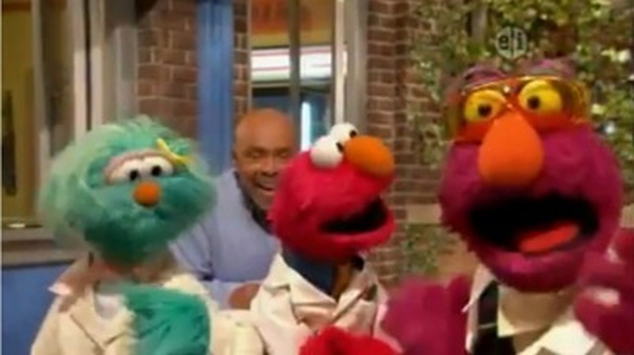 Sesame Street - Season 41 Episode 2 : The Happy Scientists