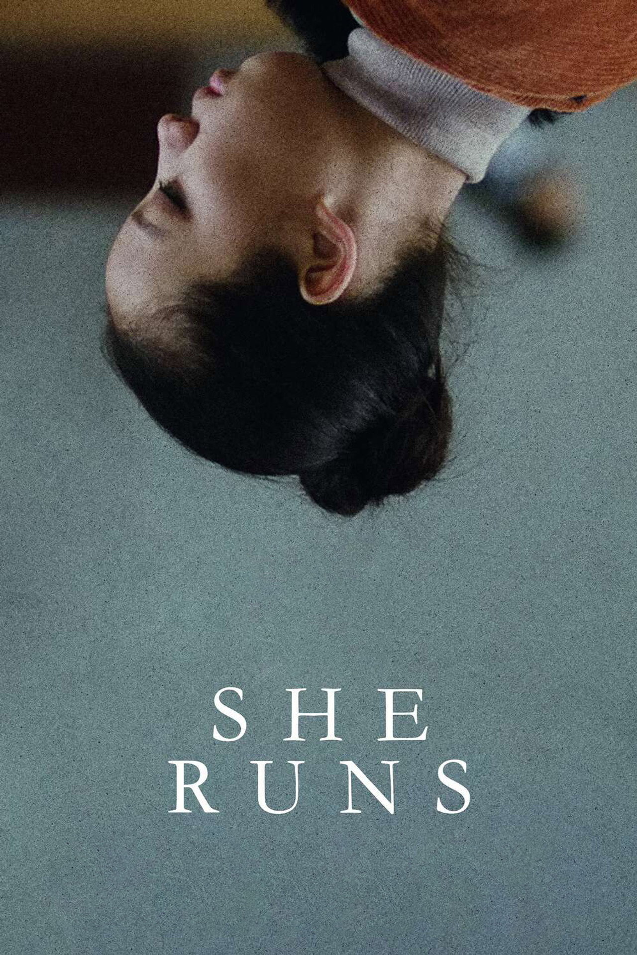 She Runs poster
