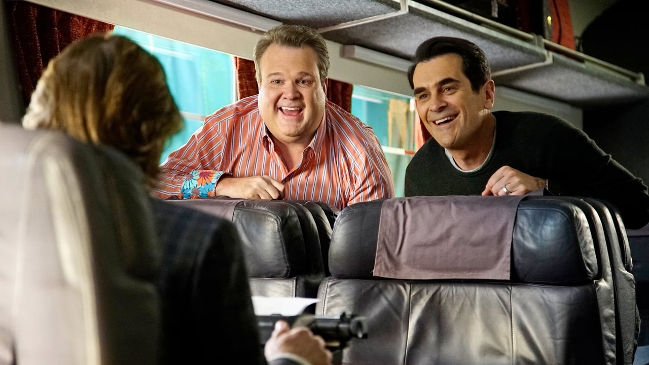 Modern Family - Season 7 Episode 21 : Crazy Train